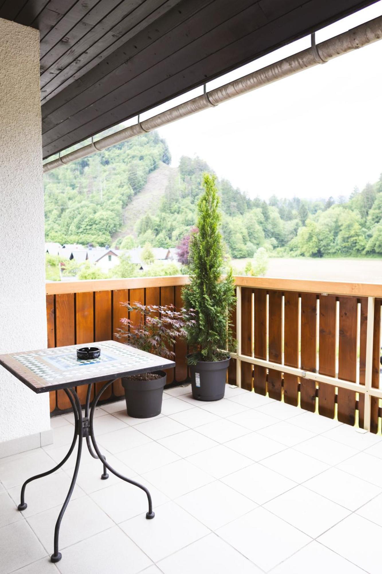 Apartments-Rooms Kocijancic ブレッド エクステリア 写真
