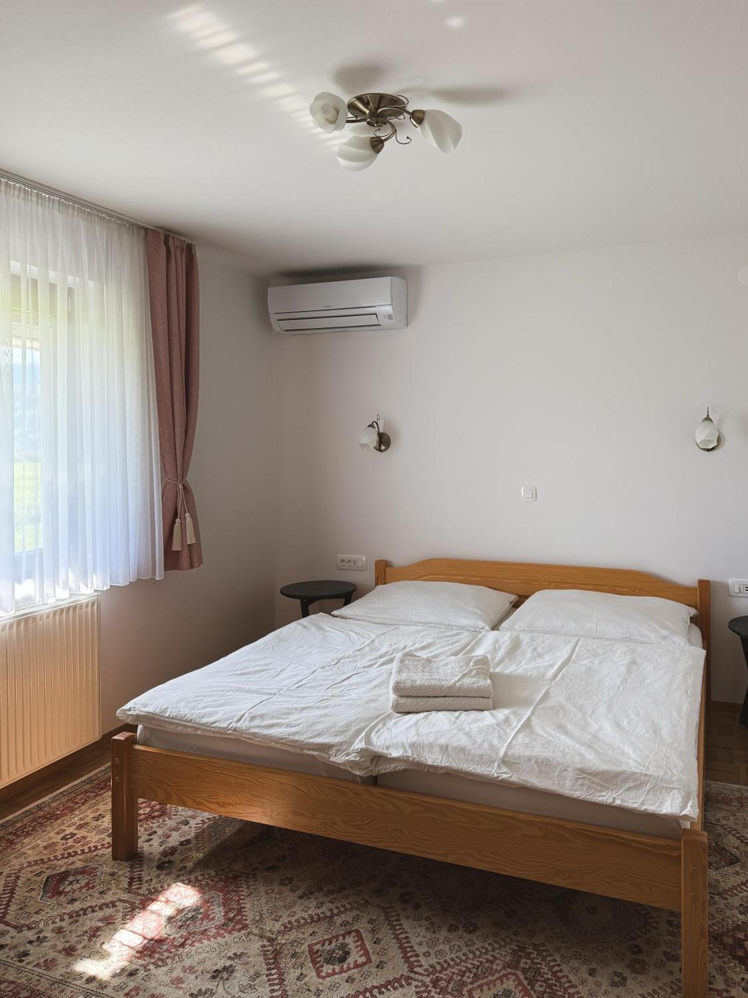 Apartments-Rooms Kocijancic ブレッド エクステリア 写真